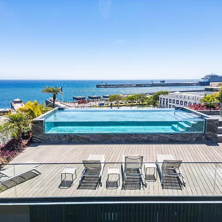 Infinity Pool & Private Garden Oasis At Savoy Insular Apartment Funchal  Exterior photo